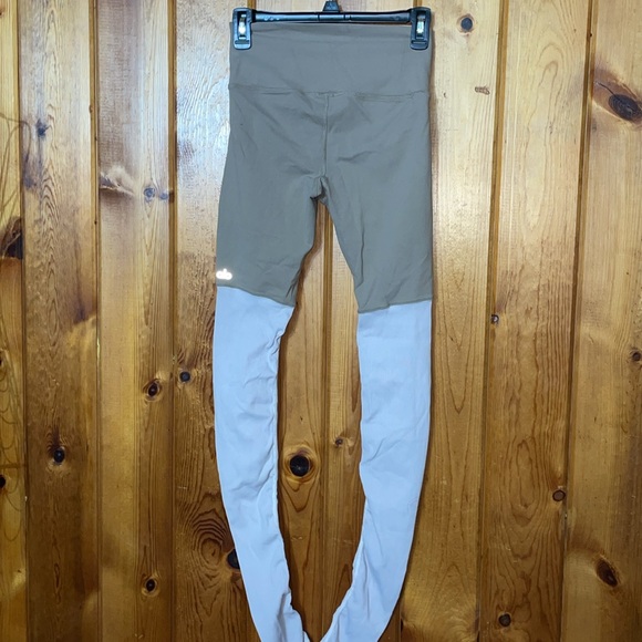 Alo yoga leggings scrunch two toned leggings size small athleisure  Alo Goddess - Picture 7 of 12